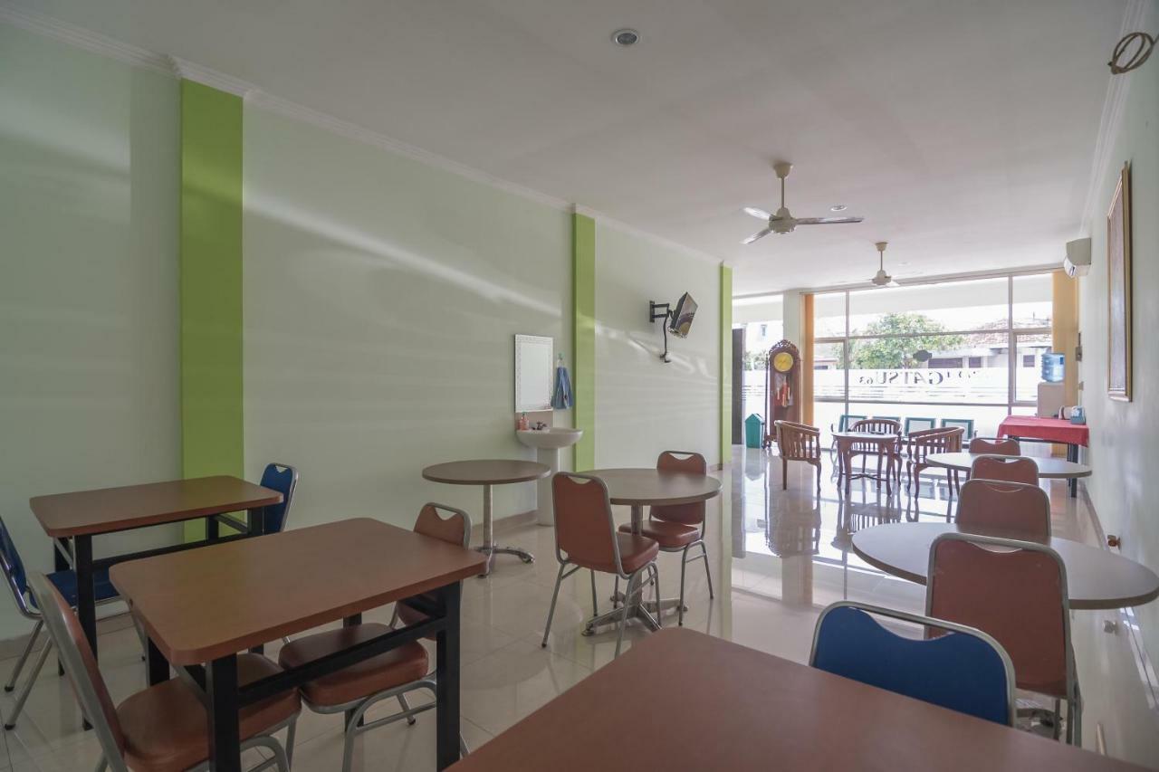 Reddoorz At Gatot Subroto Lampung Hotel Bandar Lampung Exterior photo