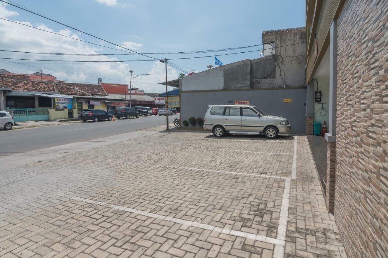 Reddoorz At Gatot Subroto Lampung Hotel Bandar Lampung Exterior photo